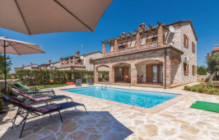 Svetvinčenat - 295.000 €